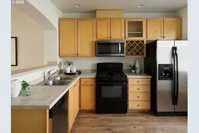 8790 SW 147th Ter #102, Beaverton, OR 97007 - Photo 6