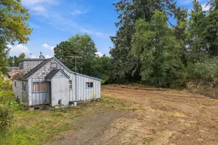 440 SW Main Ct, Warrenton, OR 97146 - Photo 1