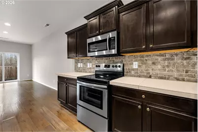 13105 NE 56th Cir, Vancouver, WA 98682 - Photo 8