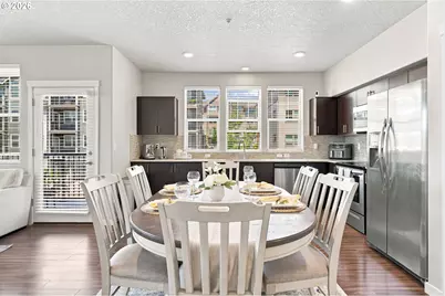 17051 SW Appledale Rd #203, Beaverton, OR 97007 - Photo 12