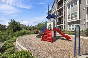 17051 SW Appledale Rd, Beaverton, OR 97007 - Photo 32