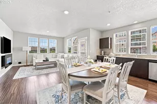 17051 SW Appledale Rd, Beaverton, OR 97007 - Photo 10