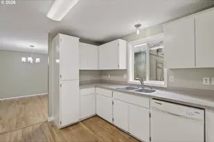719 NW 21st St, Battle Ground, WA 98604 - Photo 16