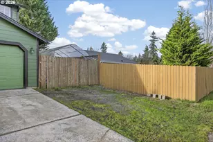 719 NW 21st St, Battle Ground, WA 98604 - Photo 2