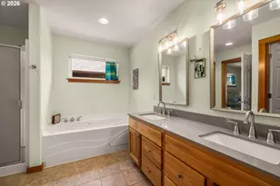 1742 22nd St, Hood River, OR 97031 - Photo 22