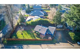 11446 NE San Rafael St, Portland, OR 97220 - Photo 4