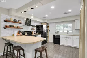 11446 NE San Rafael St, Portland, OR 97220 - Photo 14