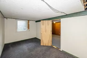 11425 NE Shaver St, Portland, OR 97220 - Photo 18