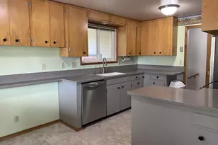 245 S 18th St, Reedsport, OR 97467 - Photo 12