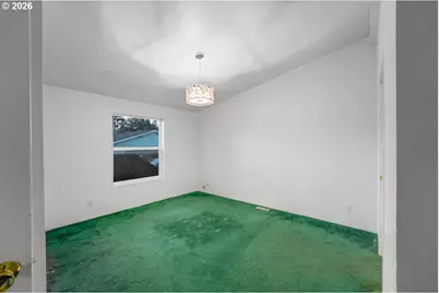 2703 J St, Springfield, OR 97477 - Photo 6