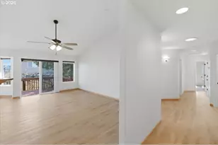 738 Roosevelt St NW, Salem, OR 97304 - Photo 22