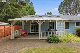205 NW Lancer St, Lincoln City, OR 97367 - Photo 18