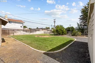 647 E Hurlburt Ave, Hermiston, OR 97838 - Photo 26