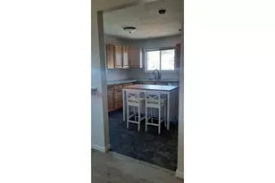 647 E Hurlburt Ave, Hermiston, OR 97838 - Photo 2