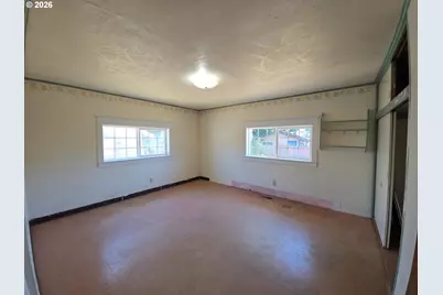 1439 Union Ave, North Bend, OR 97459 - Photo 12