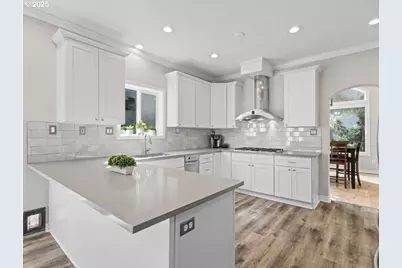 1875 N Teakwood Cir, Canby, OR 97013 - Photo 10