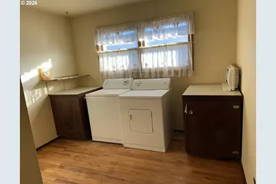 610 SE Isaac Ave, Pendleton, OR 97801 - Photo 18