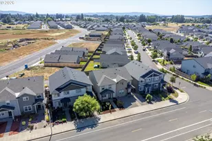 1657 SE Barberry Ave, Dallas, OR 97338 - Photo 2