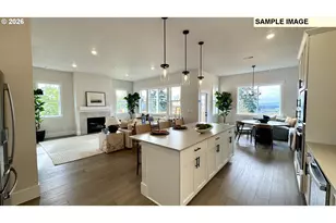 18130 SW Hoover Ln, Beaverton, OR 97003 - Photo 10