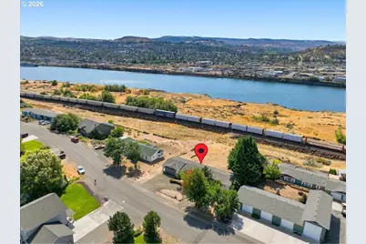 574 Sunridge Ave, Dallesport, WA 98617 - Photo 38