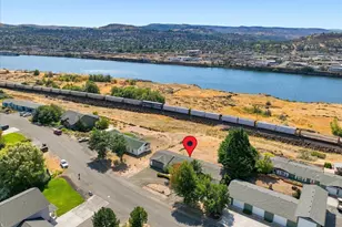 574 Sunridge Ave, Dallesport, WA 98617 - Photo 38