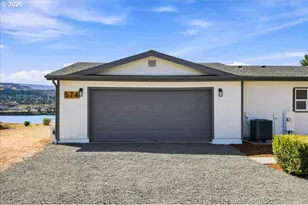 574 Sunridge Ave, Dallesport, WA 98617 - Photo 40