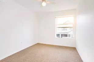 768 NE 9th St, Gresham, OR 97030 - Photo 16