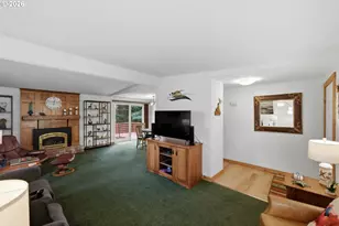 1623 Lincoln St, North Bend, OR 97459 - Photo 4