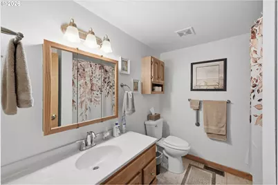 1623 Lincoln St, North Bend, OR 97459 - Photo 18