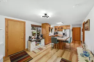 1623 Lincoln St, North Bend, OR 97459 - Photo 12