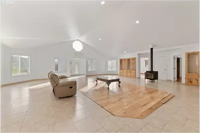 2150 Bridge Ln, Wolf Creek, OR 97497 - Photo 40