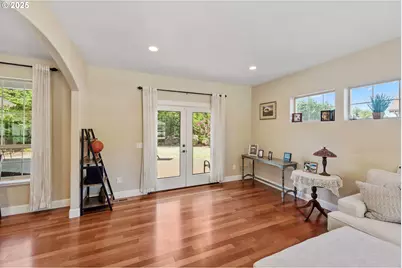 2270 Hayes St, North Bend, OR 97459 - Photo 8