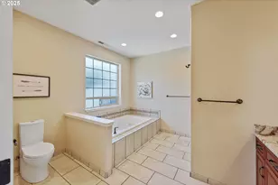 2270 Hayes St, North Bend, OR 97459 - Photo 32