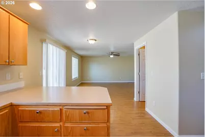 1122 NW 148th Cir, Vancouver, WA 98685 - Photo 16