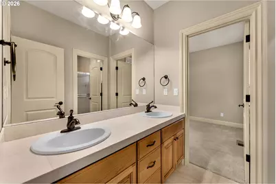742 W Chestnut St, Washougal, WA 98671 - Photo 38
