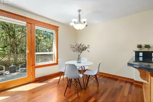214 N 18th St, Hood River, OR 97031 - Photo 12