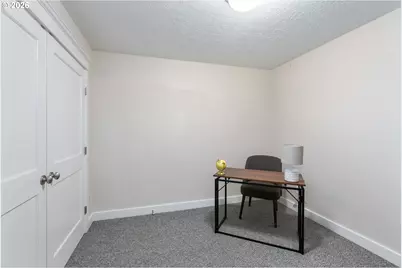 214 N 18th St, Hood River, OR 97031 - Photo 22