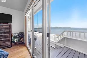 765 5th Ave, Hammond, OR 97121 - Photo 20