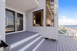 765 5th Ave, Hammond, OR 97121 - Photo 34