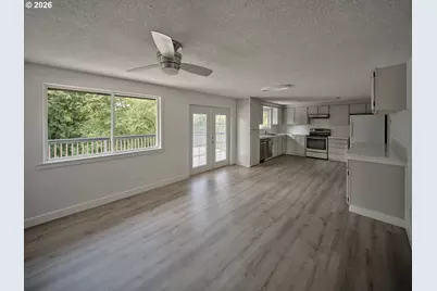 209 Sunset Dr, Longview, WA 98632 - Photo 8