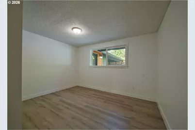 209 Sunset Dr, Longview, WA 98632 - Photo 12