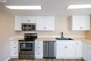 2573 Kalmia St, Sweet Home, OR 97386 - Photo 10