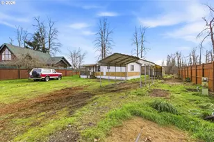 2080 Harbor Dr, Springfield, OR 97477 - Photo 12