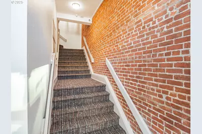 708 N Killingsworth St #7, Portland, OR 97217 - Photo 6