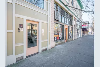 708 N Killingsworth St #7, Portland, OR 97217 - Photo 1