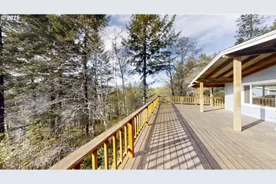 17360 Mountain Dr, Brookings, OR 97415 - Photo 22