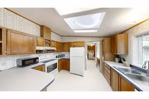 17360 Mountain Dr, Brookings, OR 97415 - Photo 14