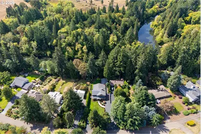 14020 SW River Ln, Tigard, OR 97224 - Photo 6