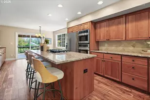 14020 SW River Ln, Tigard, OR 97224 - Photo 2