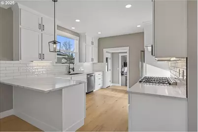 4735 SE 59th Ave, Portland, OR 97206 - Photo 6